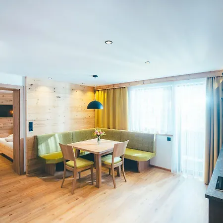 Luggi Guest house 2*