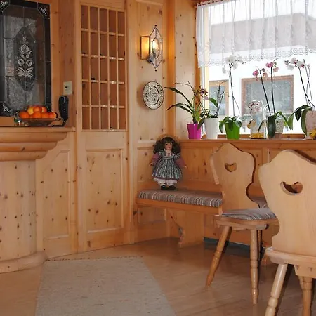 Luggi Guest house 2*