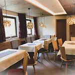 Luggi Pensionat 3*