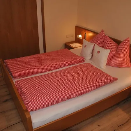 Luggi 招待所 里斯奥尔巴赫塔